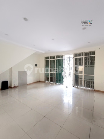 Ruko Arana 2,5 Lantai Full Renov di Harapan Indah, Bekasi Ruko Arana 2,5 Lantai Full Renov di Harapan Indah, Bekasi