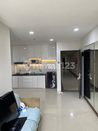 Full Furnished, Apartemen, Siap Huni, di Cosmo Mansion Full Furnished, Apartemen, Siap Huni, di Cosmo Mansion