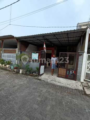 Di Jual Rumah,Di Perum Griya Asri Menganti Blok A No 17 Hulaan Menganti Gresik
