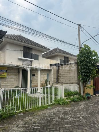 For Sale - House at De Naila Village Housing Complex, Block C No. 07, Sub-district: Mojosari Rejo, District: Driyorejo, Regency: Gresik