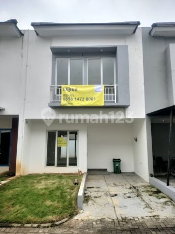 Rumah Strategis di Wellington Residence