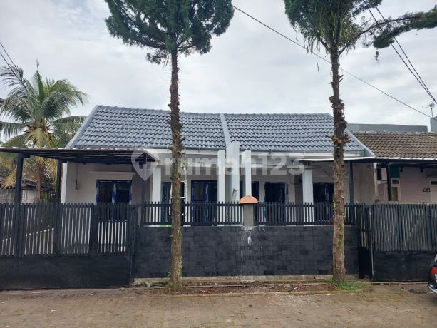 New Modern Minimalist House Griya Soka Toll Access Sumarecon