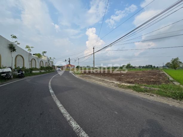 Tanah Cocok Hunian & Kost, Tepi Jalan Raya, 7 Menit Kampus Umy Tanah Cocok Hunian & Kost, Tepi Jalan Raya, 7 Menit Kampus Umy