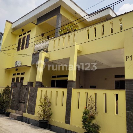 Rumah 2 Lantai di Puri Juanda Regency Wismajaya di Bekasi Timur Rumah 2 Lantai di Puri Juanda Regency Wismajaya di Bekasi Timur