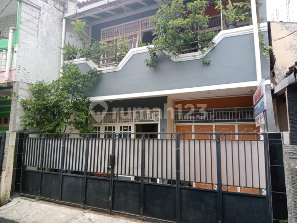 Rumah 2 Lantai di Cipinang Jaya Jakarta Timur