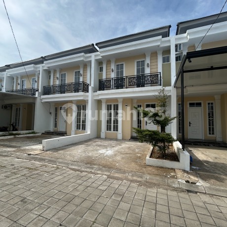 Rumah 2 Lantai Pusat Kota Makassar 2 Menit ke Jl. Pettarani Rumah 2 Lantai Pusat Kota Makassar 2 Menit ke Jl. Pettarani