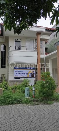 Rumah Unimas Sidoarjo 2 Lantai 4Kt SHM Harga 2M-An Rumah Unimas Sidoarjo 2 Lantai 4Kt SHM Harga 2M-An
