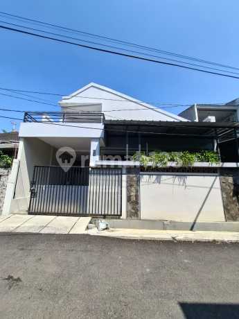 Dijual Rumah 2 Lantai di Cluster Pelni Depok Dijual Rumah 2 Lantai di Cluster Pelni Depok