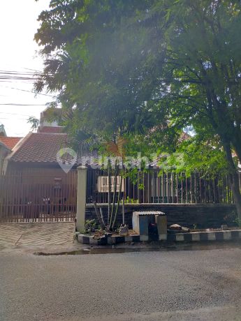 2-Story House by Rungkut Main Road for Residence or Business