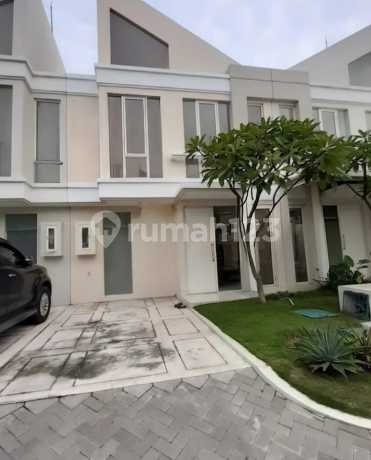 Rumah 2 Lantai Grand Pakuwon Lokasi Strategis Dekat Mall Rumah 2 Lantai Grand Pakuwon Lokasi Strategis Dekat Mall