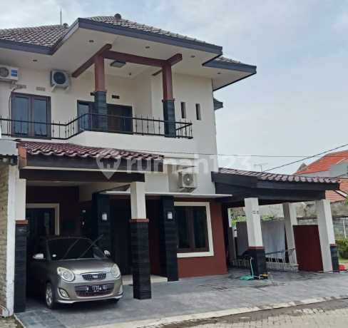Rumah Dijual 2Lantai Hook Florencia Regency Sidoarjo Rumah Dijual 2Lantai Hook Florencia Regency Sidoarjo
