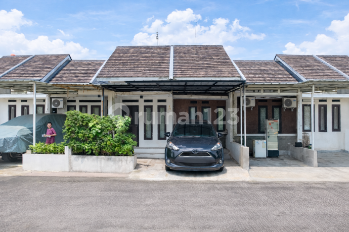 Good Single-Story House, Land 72, Building 45, Pesona Cinere Residence, Limo