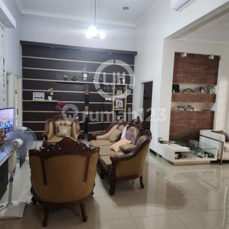 Rumah Siap Huni di Graha Estetika