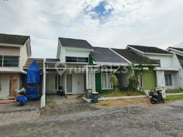 (2304) Lelang Resmi Murah Rumah Luas La Diva Green Hill Mengganti Gresik (2304) Lelang Resmi Murah Rumah Luas La Diva Green Hill Mengganti Gresik