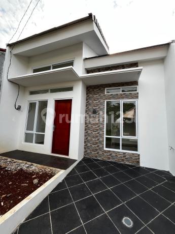 Contemporary Mezzanine Residence Near Cibubur, Just Bring Your Suitcase!