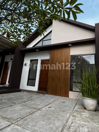 House for Sale, Move-in Ready in a Strategic Location Near Cibubur!