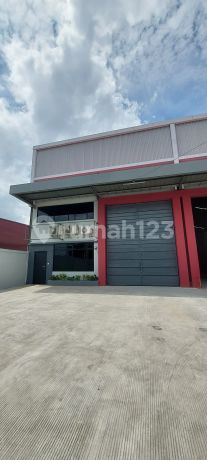 For Quick Sale 3 In 1 Warehouse Near Airport New Warehouse Brand New Warehouse Various Sizes Available Front Gate Toll Can KPR Cash Etc.