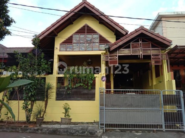 For Sale Semi-Furnished House Located in Setratehis, Boulevard of Bukit Novo Housing Complex, Depok