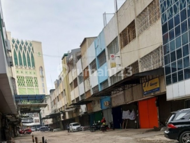 Ruko - Auri Tanah Abang | Includes 3 Ton Crane & 11,000W Electricity Ruko - Auri Tanah Abang | Includes 3 Ton Crane & 11,000W Electricity