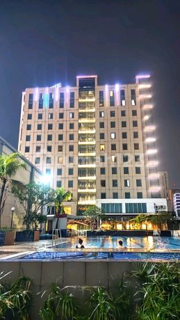 Fully Furnished, Apartment, Strata, Near LRT Access, Ready to Occupy Fully Furnished, Apartment, Strata, Near LRT Access, Ready to Occupy