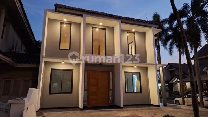 Dijual Rumah Brand New Hoek Kamar 6 di Taman Bromo Lippo Karawaci