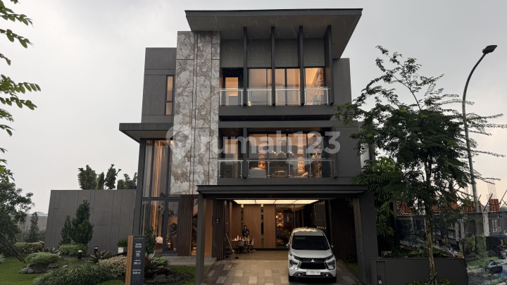 Rumah Mewah 3 Lantai di Kawasan Kota Mandiri Kotawisata Dekat Tol