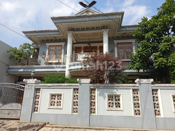 Rumah 2 Lantai SHM di Daerah Larangan Indah Rumah 2 Lantai SHM di Daerah Larangan Indah