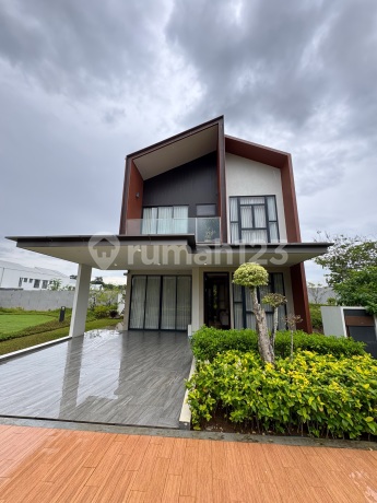 Rumah Mewah 2 Lantai di Sentul Rumah Mewah 2 Lantai di Sentul