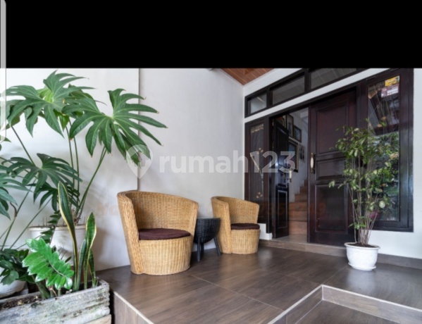 Rumah 2 Lantai Cimahi, Ngamprah Strategis Rumah 2 Lantai Cimahi, Ngamprah Strategis