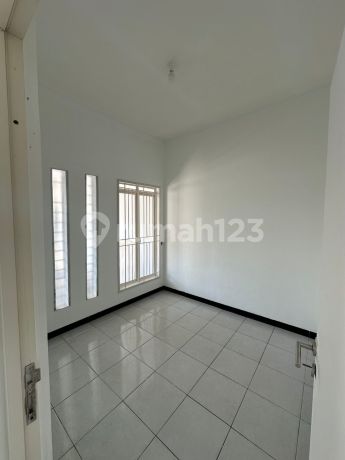 Rumah Siap Huni Taman Holis Indah 1