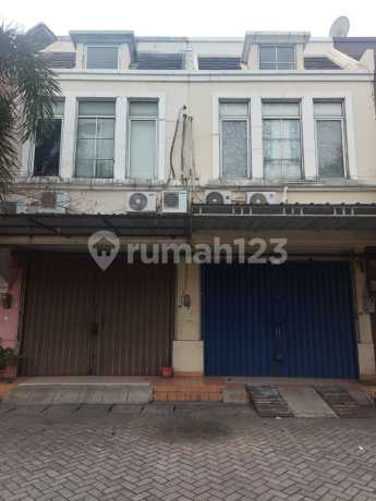 Price Reduced for Sale 2 Units of 3-Storey Attached Shophouses at Mutiara Taman Palem