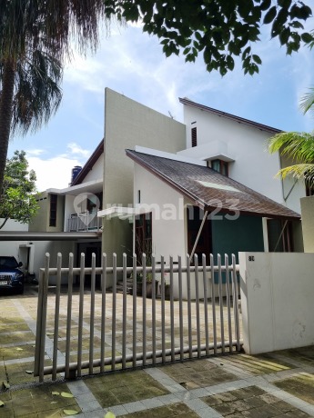 Luxury Tropical House