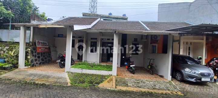 Rumah Nyaman dan Siap Huni di Perumahan Cibubur Villa 1 Jatisampurna Bekasi Rumah Nyaman dan Siap Huni di Perumahan Cibubur Villa 1 Jatisampurna Bekasi