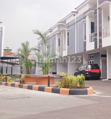 Dijual Rumah Cantik Dekat Kelurahan Matraman Bebas Banjir