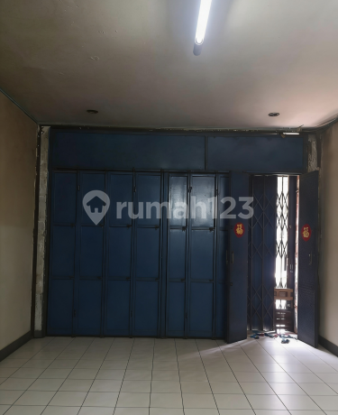 Dijual Cepat, Ruko Robinson Bandengan, 3,5 Lantai, Lokasi Strategis, Akses Tol, Bebas Banjir. (Makj) Dijual Cepat, Ruko Robinson Bandengan, 3,5 Lantai, Lokasi Strategis, Akses Tol, Bebas Banjir. (Makj)