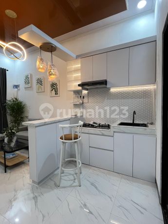 2-Storey House with Toll Road and Transjakarta Access 2-Storey House with Toll Road and Transjakarta Access