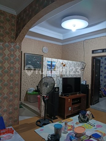 Di Jual Rumah di Jalan Cagar Alam Pancoran Mas Depok Di Jual Rumah di Jalan Cagar Alam Pancoran Mas Depok