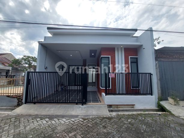 Rumah Baru Minimalis Siap Hunilokasi Sawojajar 2 , Malang