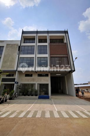 Warehouse for Sale, Ready to Use, 12x24.5 m², Can be Financed, Price 7.7 Billion.