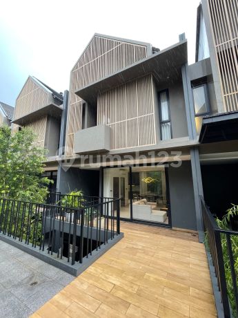 Kahfi Emerald Townhouse Luxury Dijaksel. Kahfi Emerald Townhouse Luxury Dijaksel.