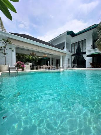 (Rare Unit) Luxury Modern Classic Estate Kemang (Rare Unit) Luxury Modern Classic Estate Kemang