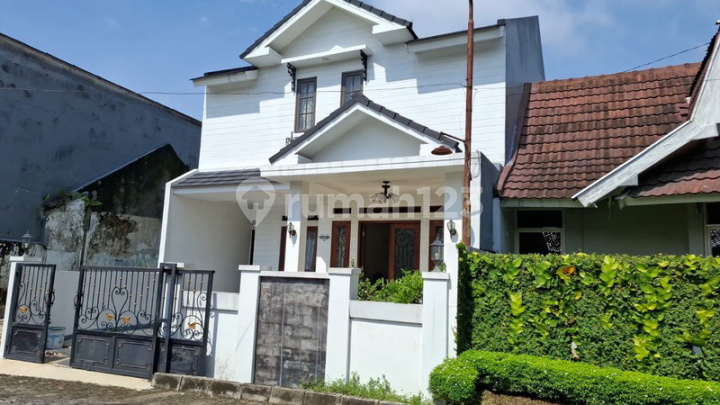 Dijual Rumah Semi Furnish di Perum Griya Perwita Wisata, Ngaglik Sleman Dijual Rumah Semi Furnish di Perum Griya Perwita Wisata, Ngaglik Sleman