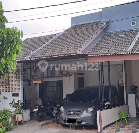 Rumah 2 Lantai Siap Huni di Purinusa Karawaci Tangerang Rumah 2 Lantai Siap Huni di Purinusa Karawaci Tangerang
