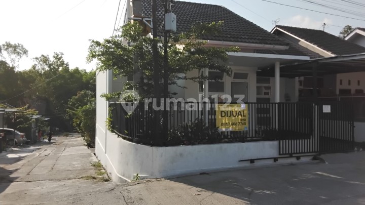 Rumah Tinggal Hook Dalam Perum Griya Kembang Putih Pajangan Bantul Rumah Tinggal Hook Dalam Perum Griya Kembang Putih Pajangan Bantul