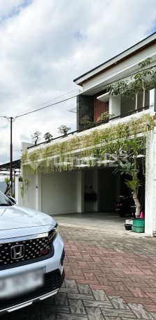 Furnished Luxury House in Pondok Permai Parangtritis Housing Complex, Panggungharjo Sewon Bantul