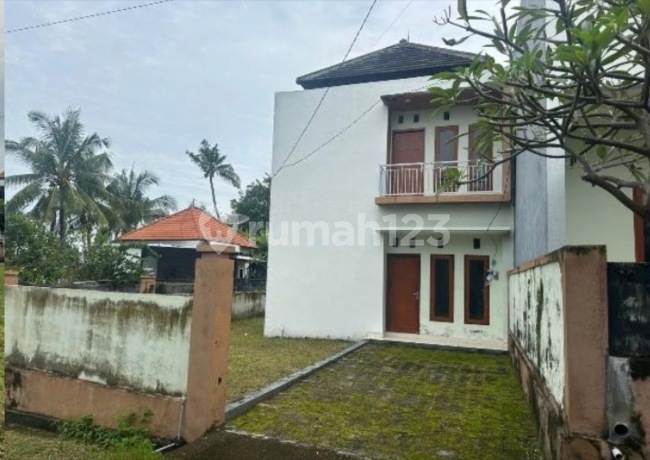 Rumah Elite 2 Lantai di Perum Panji Executive, Sukasada Rumah Elite 2 Lantai di Perum Panji Executive, Sukasada