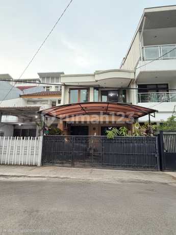 Jual Rumah Gading Elok 2 Lantai Hadap Timur Depan Rumah Taman Lokasi Strategis Jual Rumah Gading Elok 2 Lantai Hadap Timur Depan Rumah Taman Lokasi Strategis