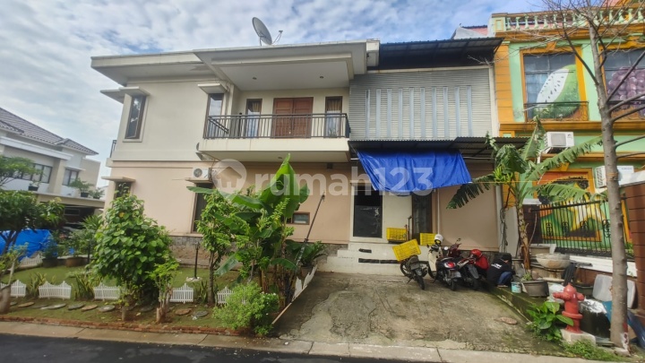 Ready-to-Occupy Hook House in Versailles Cluster, BSD