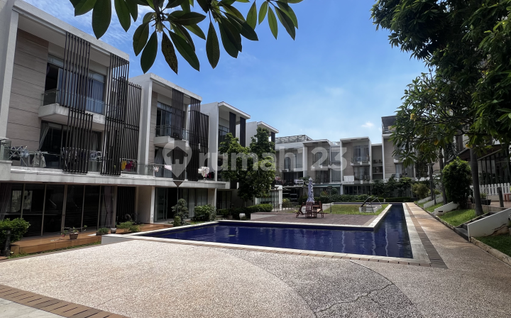 Private Condominium Tepi Laut 4+1Br Full Furnish Siap Huni Rumah Ancol