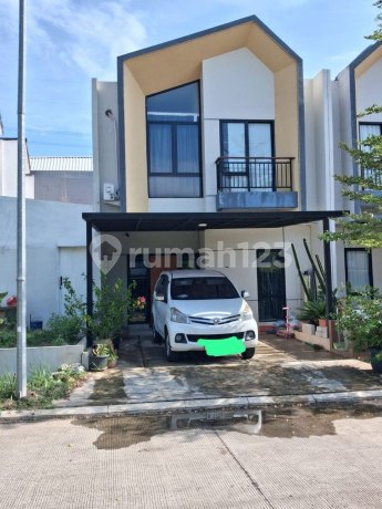 Dijual/Take Over/Over Kredit Rumah 2Lantai di Darmawangsa Residence Bekasi Dijual/Take Over/Over Kredit Rumah 2Lantai di Darmawangsa Residence Bekasi